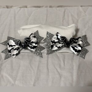 It’s fricken bats! 2pc hair bow set